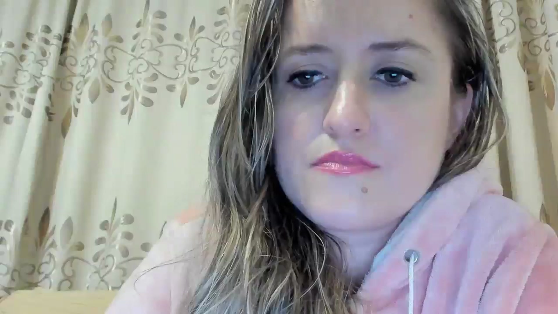 Gallery image thumbnail from BestDream's myfreecams stream on, 06/04/2024, 23:28 image 2 of 20