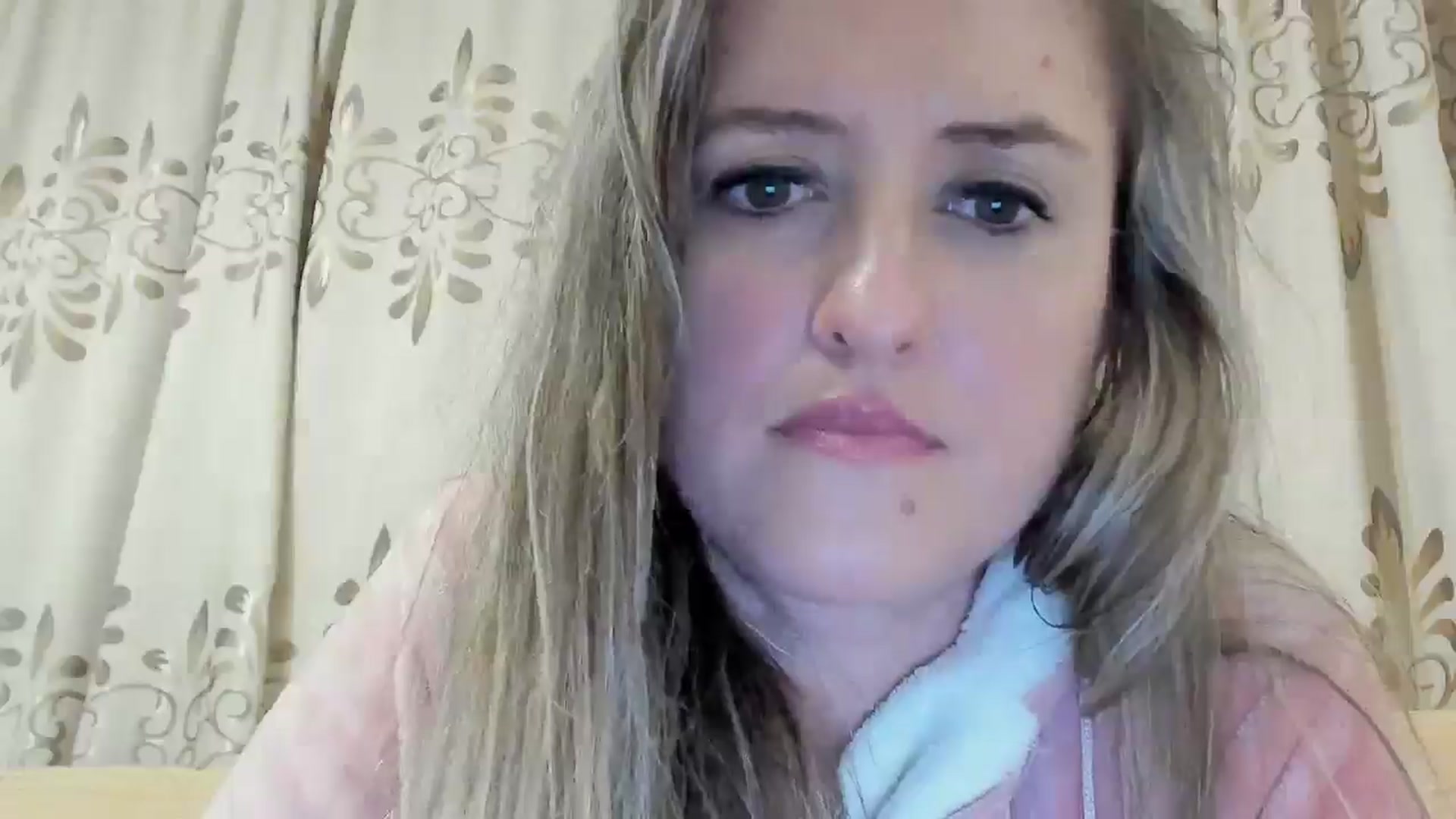 Gallery image thumbnail from BestDream's myfreecams stream on, 06/06/2024, 23:02 image 15 of 20