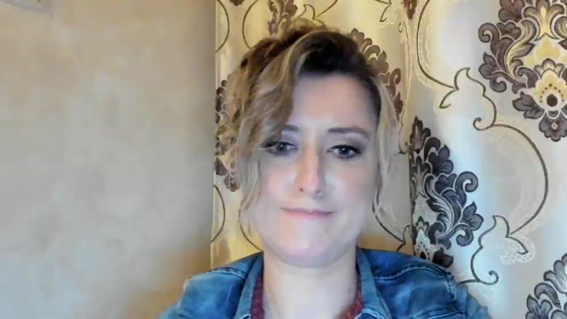 Gallery image thumbnail from BestDream's myfreecams stream on, 06/09/2024, 21:42 image 13 of 20
