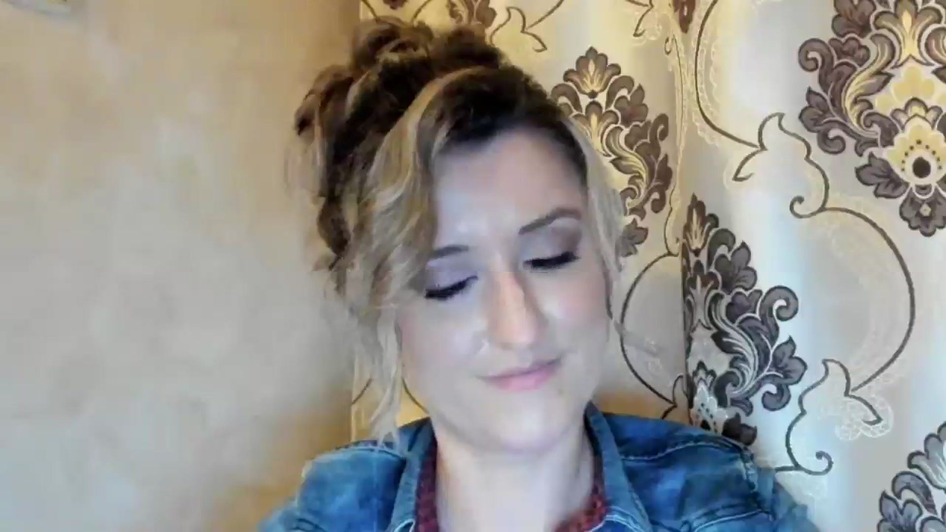 Gallery image thumbnail from BestDream's myfreecams stream on, 06/09/2024, 21:42 image 11 of 20