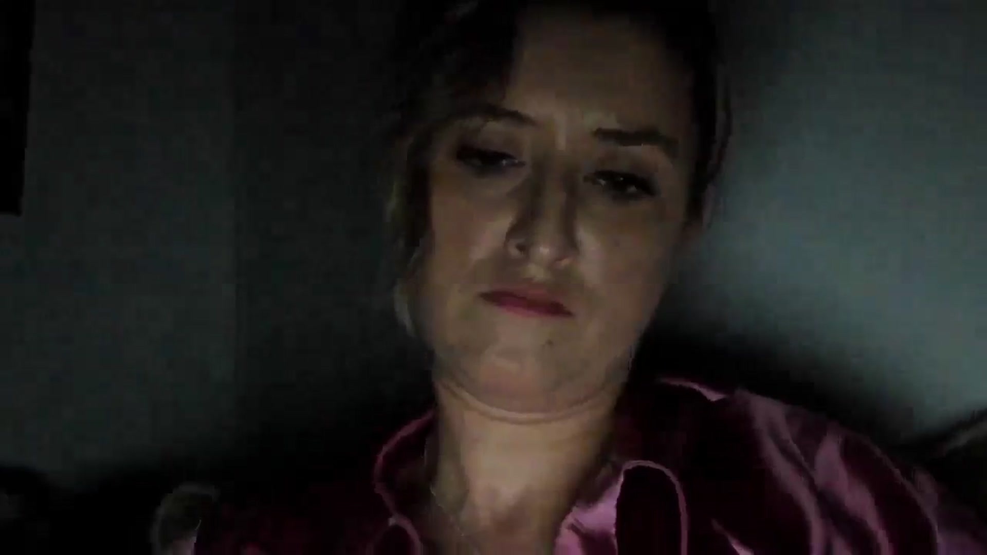 Gallery image thumbnail from BestDream's myfreecams stream on, 06/10/2024, 21:39 image 16 of 20