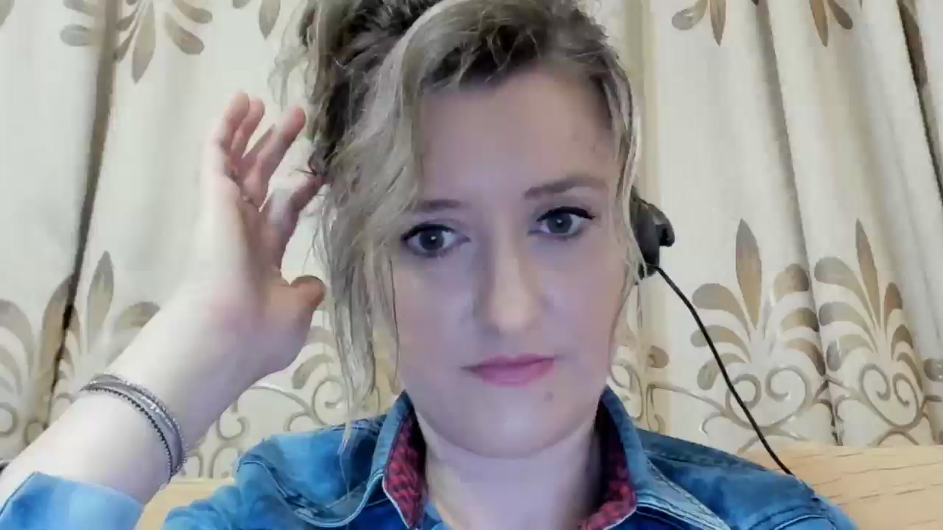 Gallery image thumbnail from BestDream's myfreecams stream on, 06/11/2024, 21:49 image 1 of 20