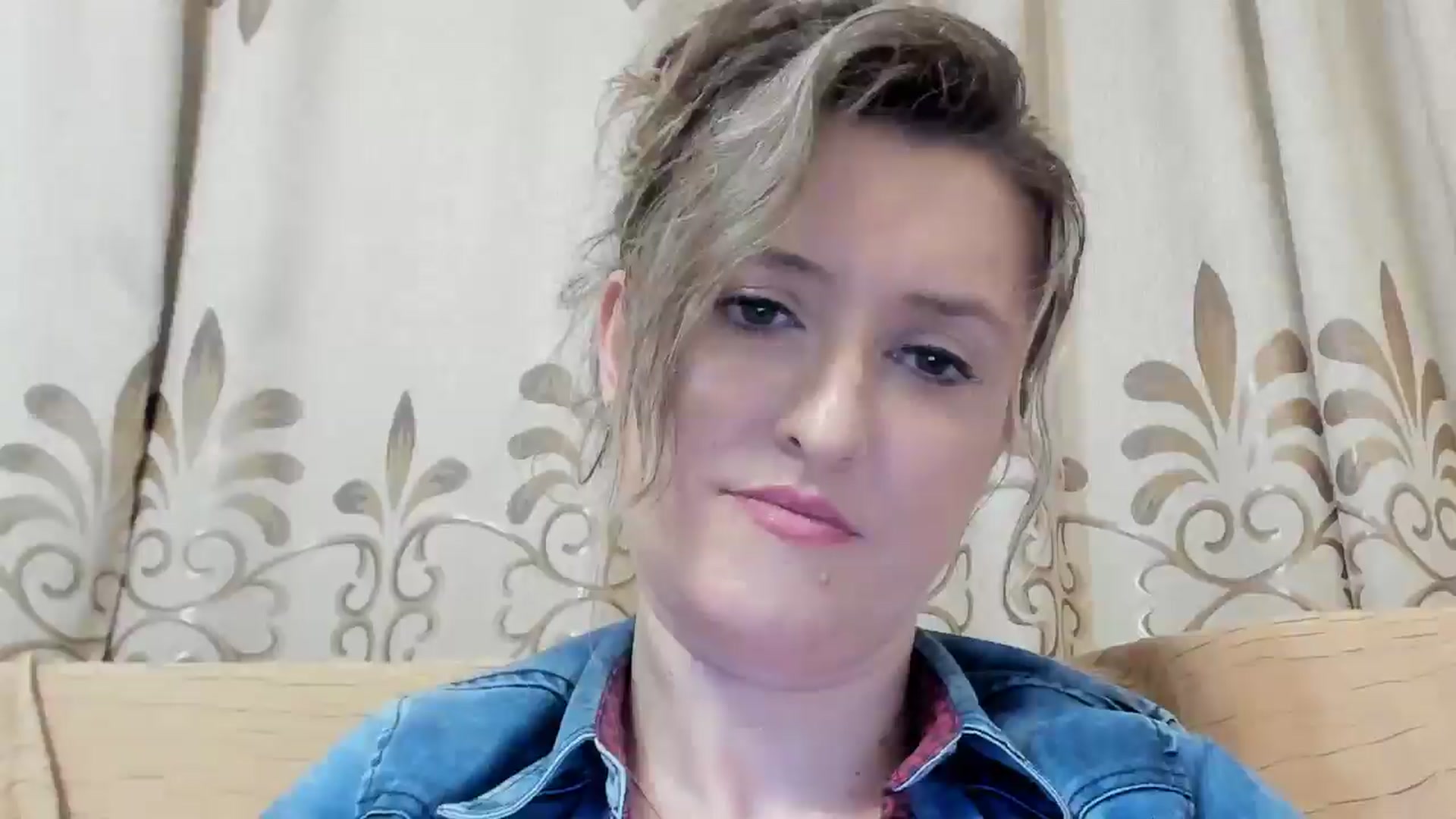 Gallery image thumbnail from BestDream's myfreecams stream on, 06/11/2024, 22:39 image 7 of 20