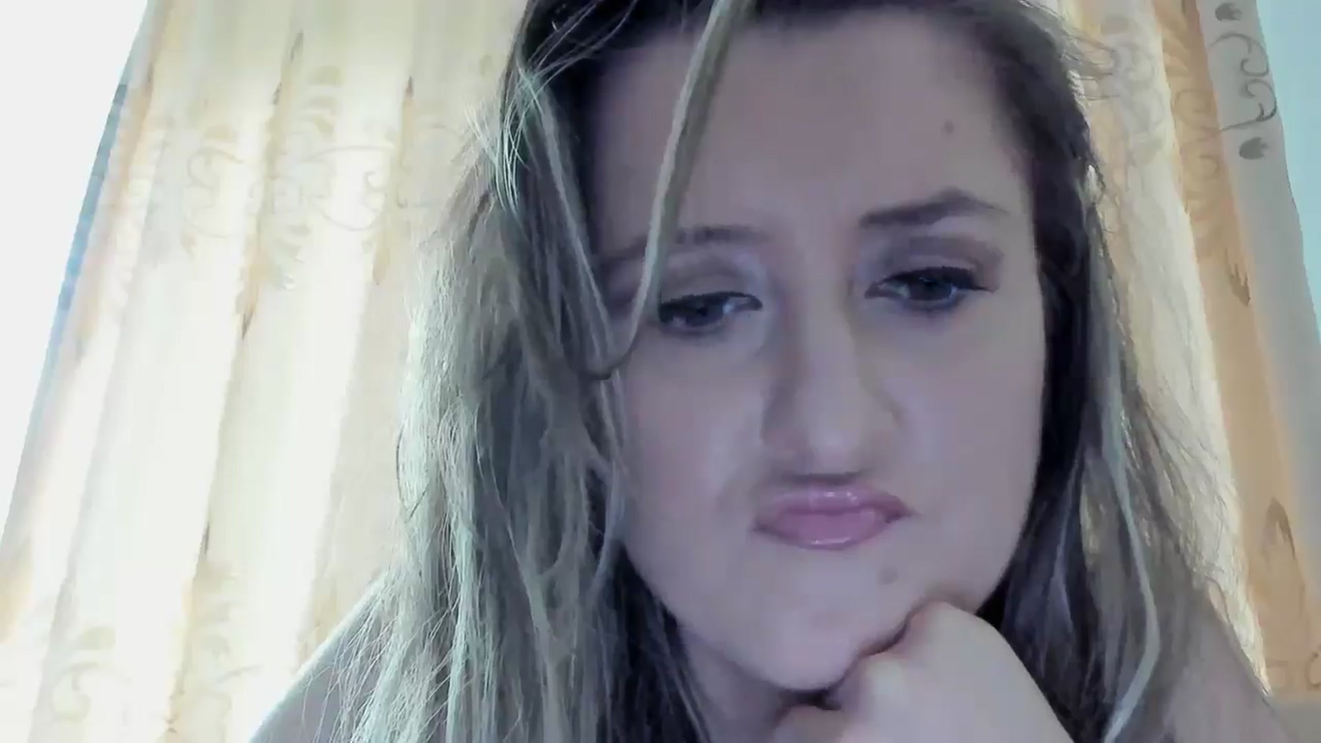 Gallery image thumbnail from BestDream's myfreecams stream on, 06/13/2024, 12:29 image 14 of 20