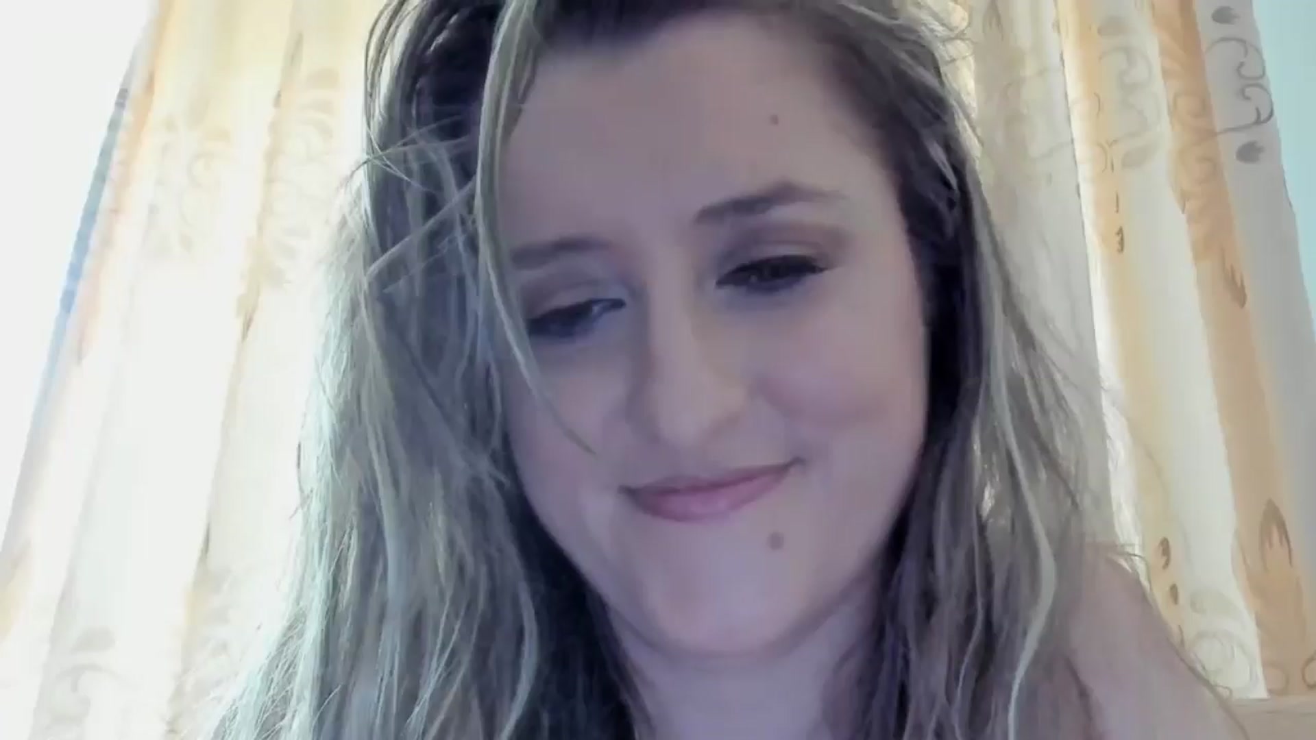 Gallery image thumbnail from BestDream's myfreecams stream on, 06/13/2024, 12:29 image 1 of 20
