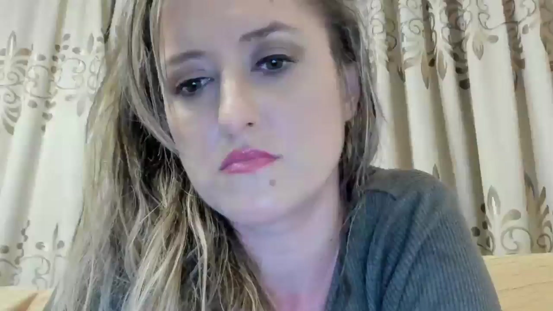 Gallery image thumbnail from BestDream's myfreecams stream on, 06/13/2024, 21:50 image 10 of 20