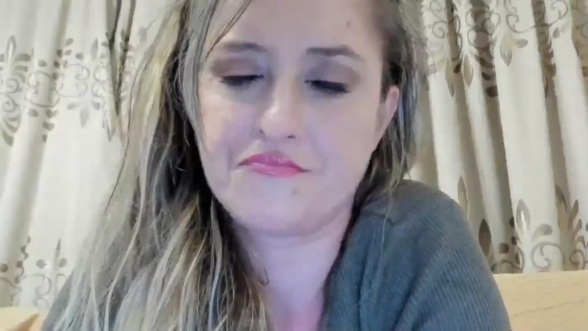 Gallery image thumbnail from BestDream's myfreecams stream on, 06/13/2024, 21:50 image 13 of 20