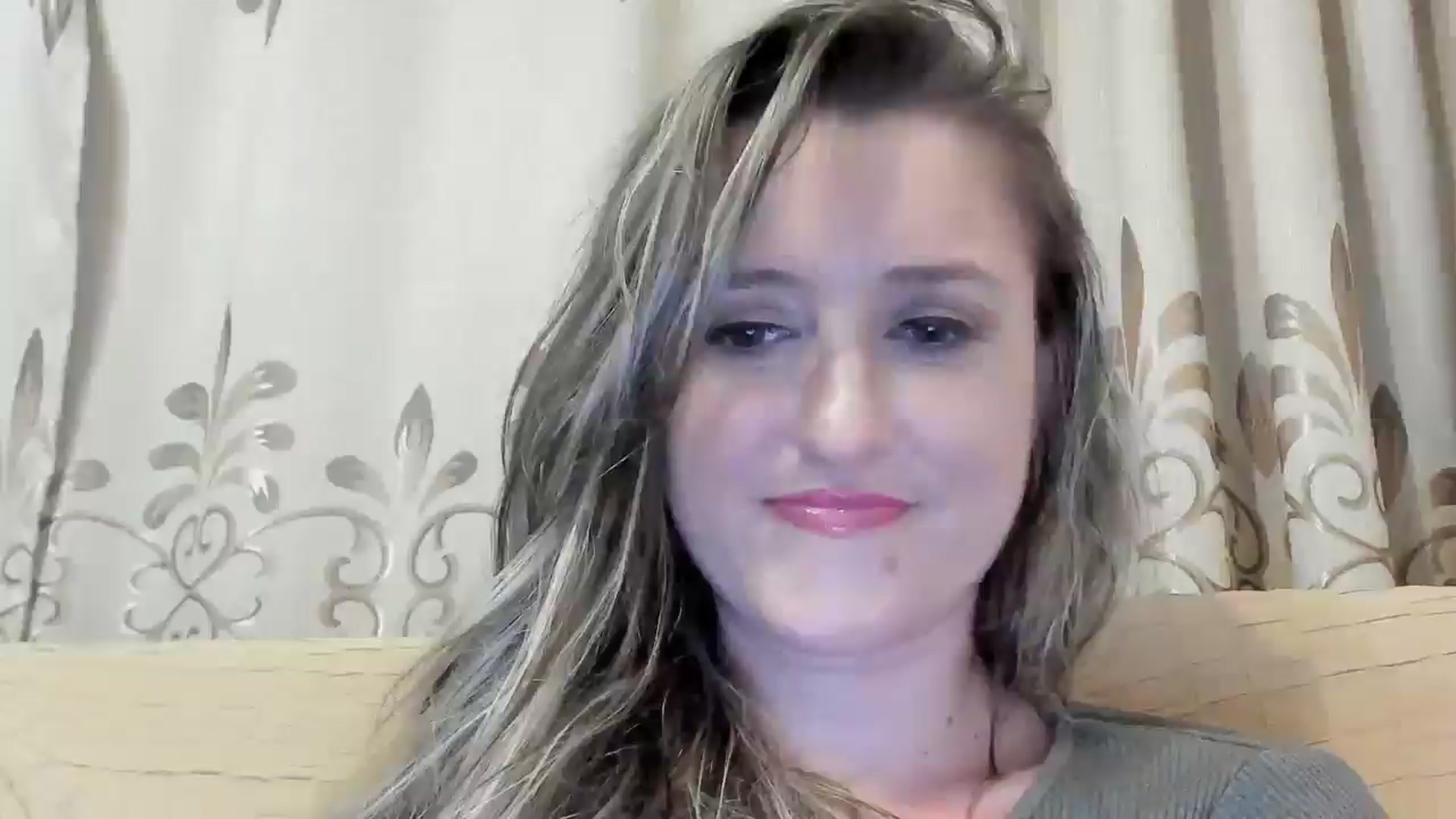 Gallery image thumbnail from BestDream's myfreecams stream on, 06/13/2024, 22:20 image 15 of 20