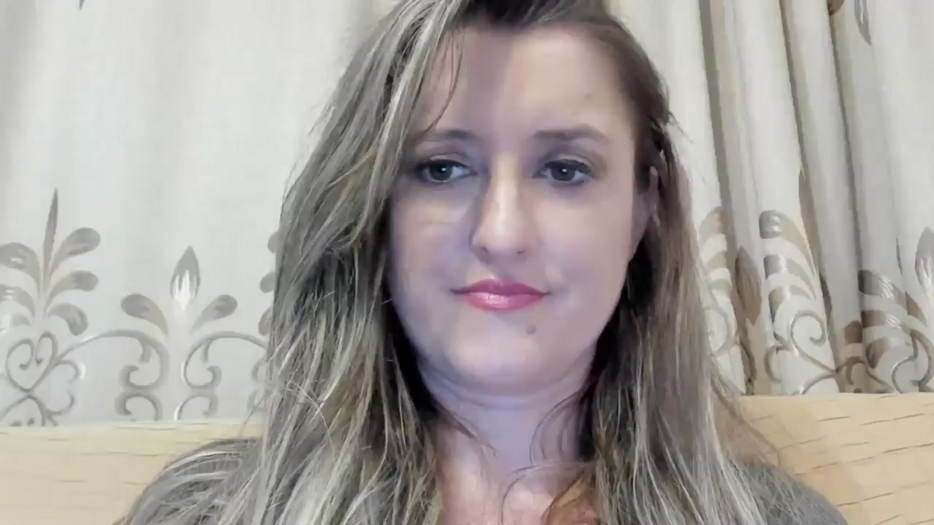 Gallery image thumbnail from BestDream's myfreecams stream on, 06/13/2024, 23:24 image 9 of 20