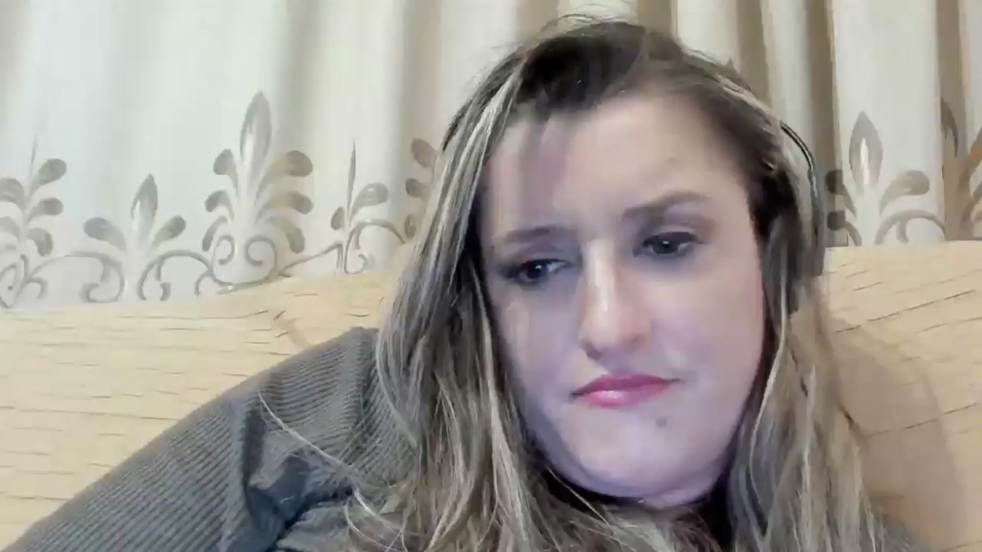 Gallery image thumbnail from BestDream's myfreecams stream on, 06/14/2024, 24:39 image 10 of 20