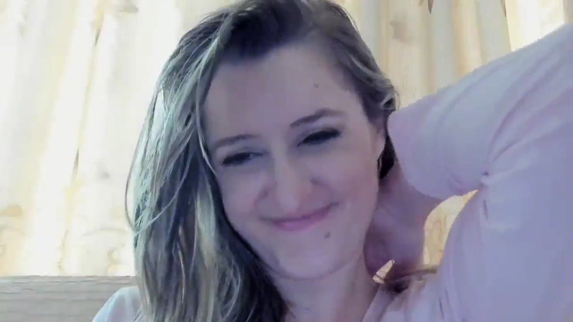 Gallery image thumbnail from BestDream's myfreecams stream on, 06/14/2024, 09:27 image 8 of 20