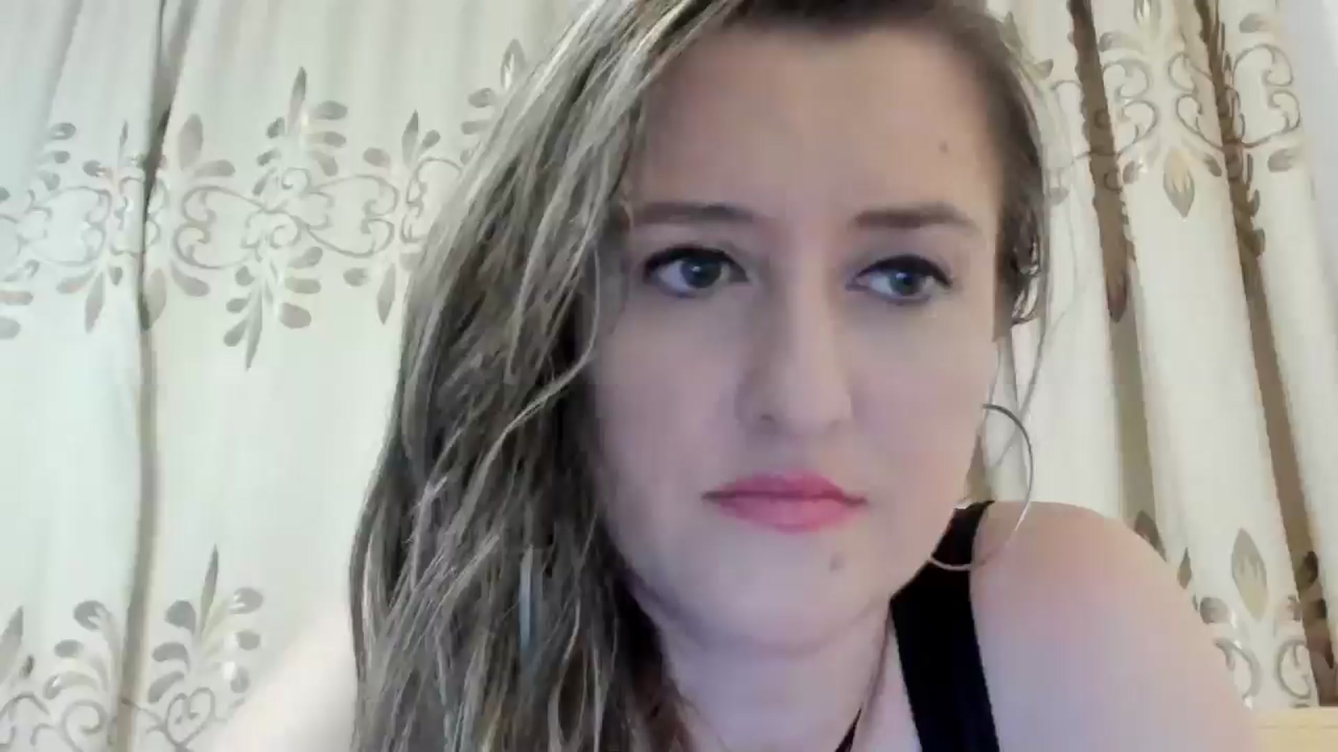 Gallery image thumbnail from BestDream's myfreecams stream on, 06/15/2024, 22:02 image 1 of 20