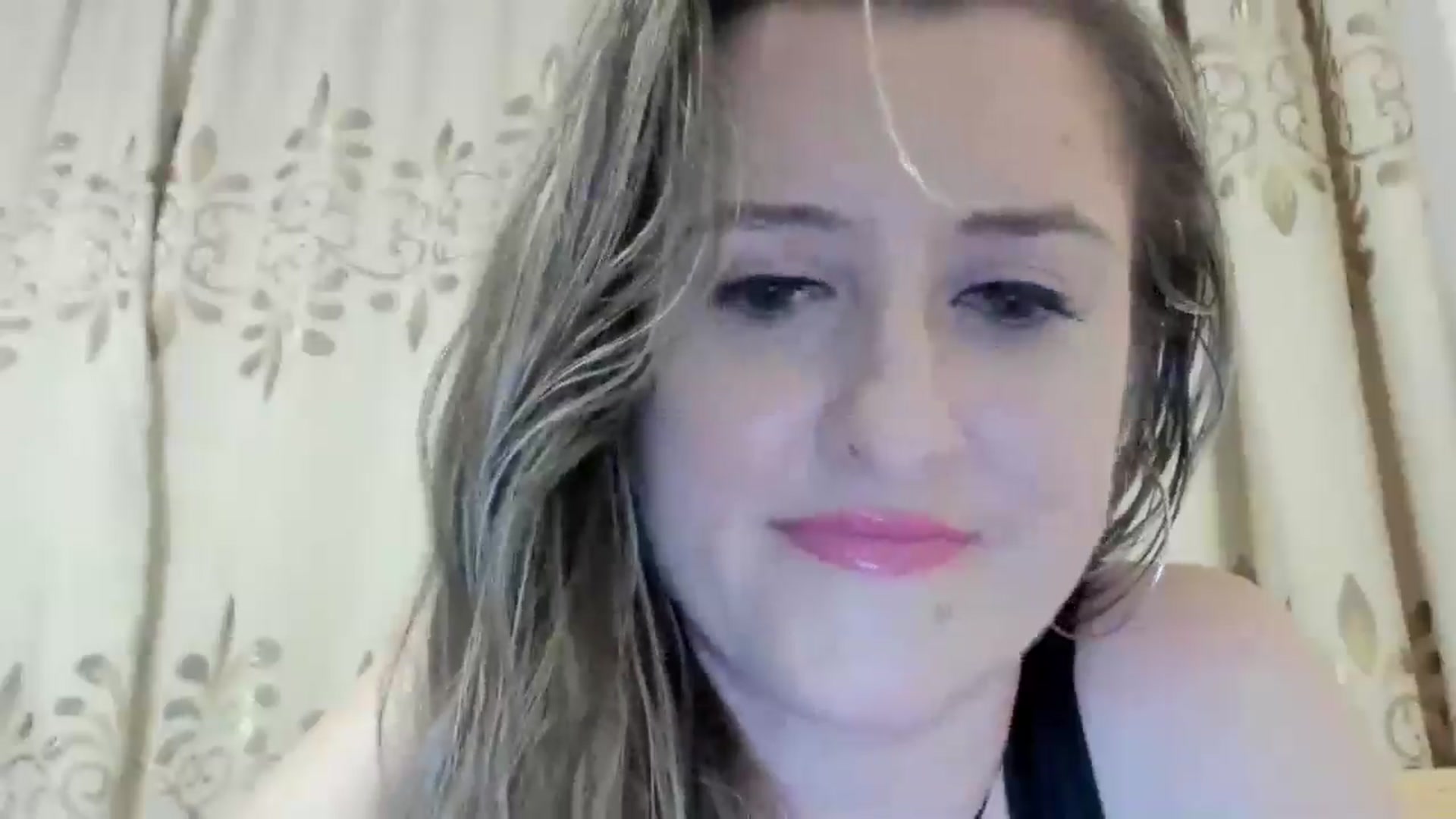 Gallery image thumbnail from BestDream's myfreecams stream on, 06/15/2024, 22:02 image 12 of 20