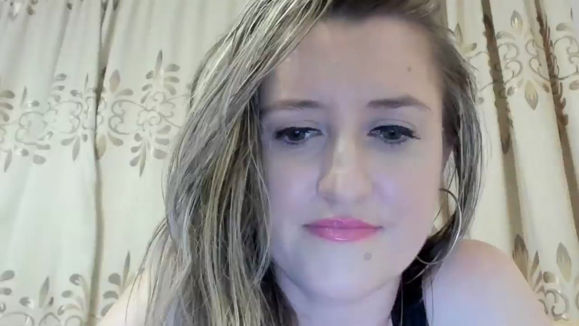 Gallery image thumbnail from BestDream's myfreecams stream on, 06/15/2024, 22:49 image 1 of 20