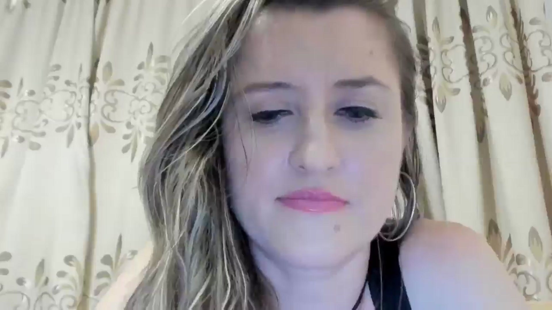 Gallery image thumbnail from BestDream's myfreecams stream on, 06/15/2024, 22:49 image 18 of 20