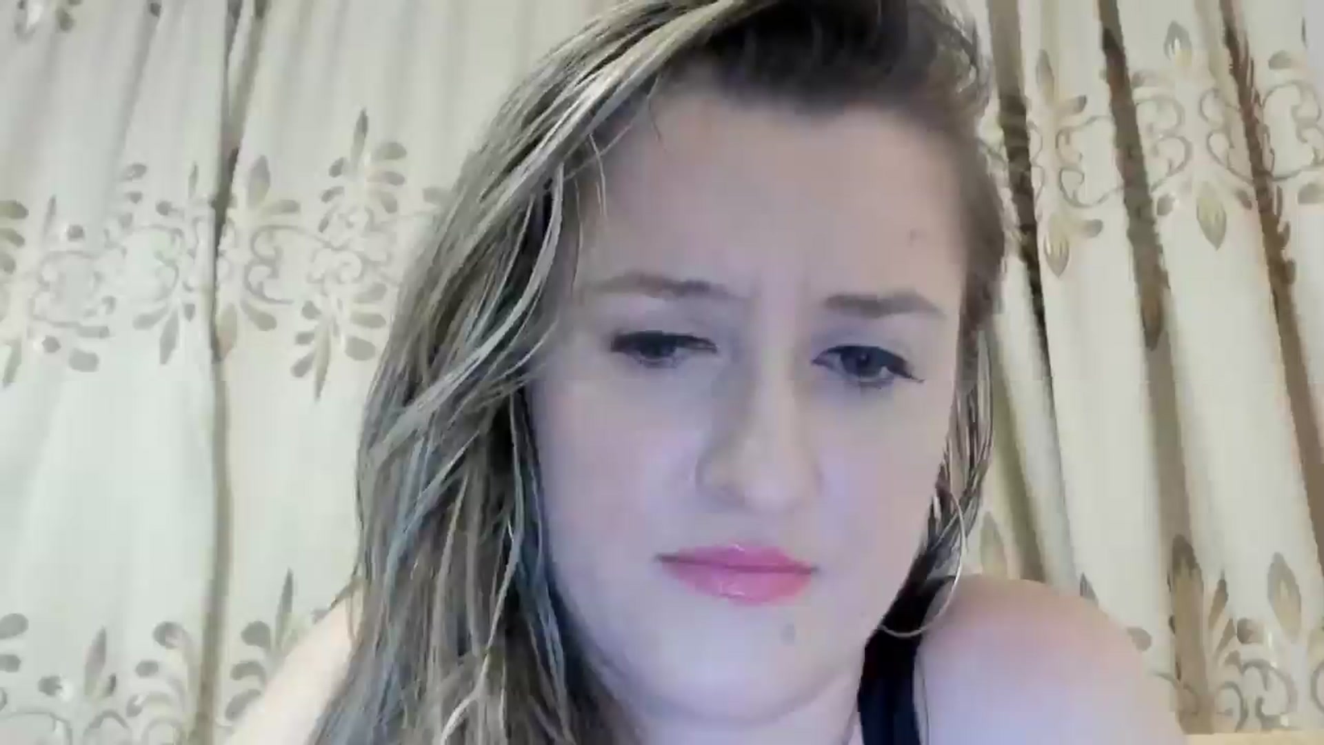 Gallery image thumbnail from BestDream's myfreecams stream on, 06/15/2024, 23:09 image 5 of 20