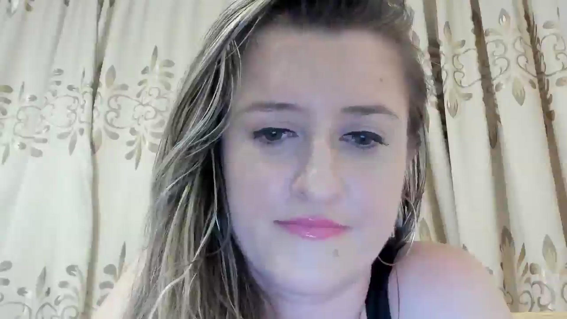 Gallery image thumbnail from BestDream's myfreecams stream on, 06/15/2024, 23:09 image 4 of 20