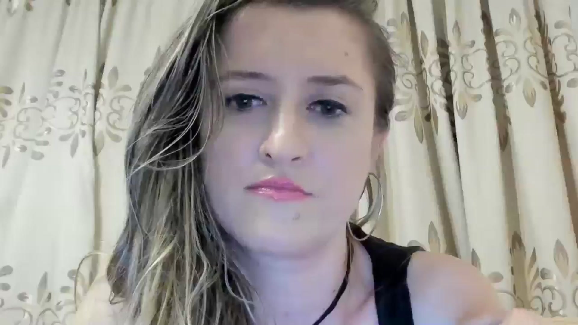 Gallery image thumbnail from BestDream's myfreecams stream on, 06/15/2024, 23:09 image 17 of 20
