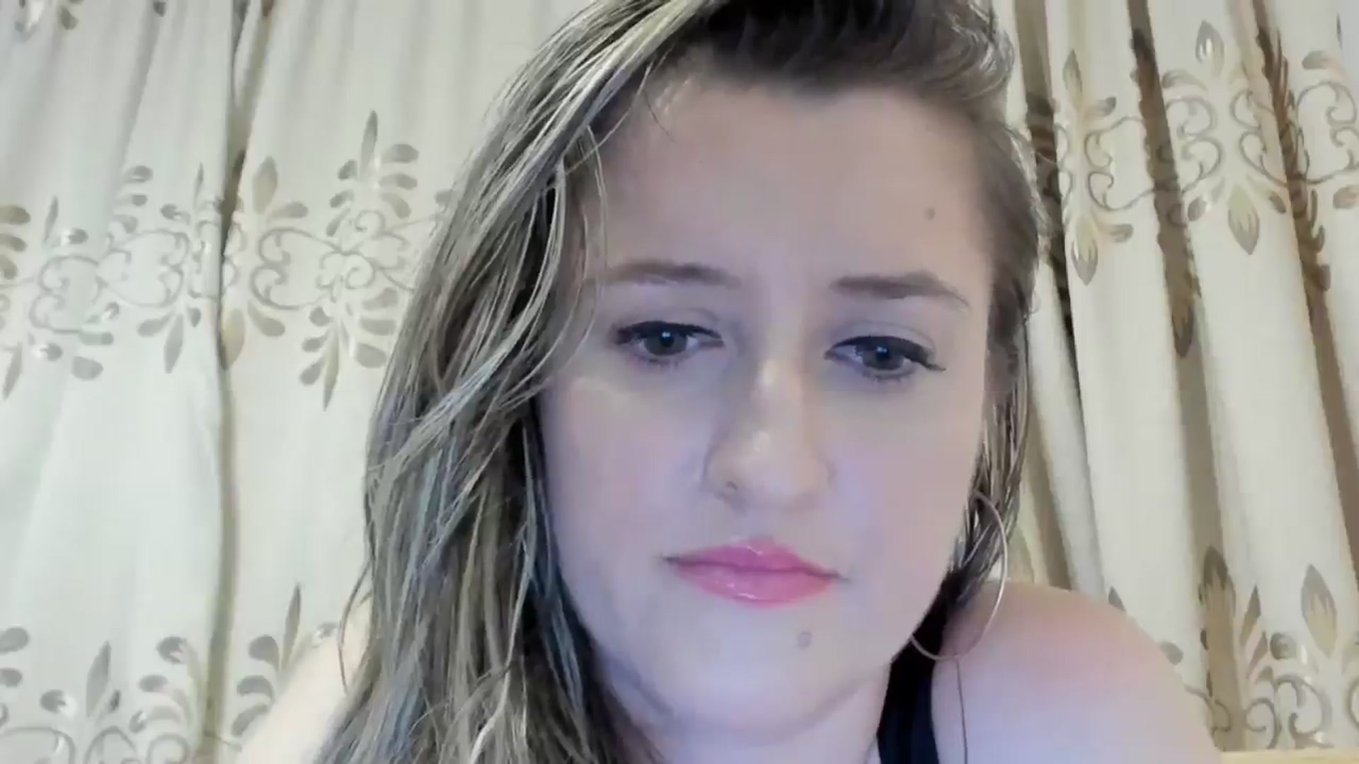 Gallery image thumbnail from BestDream's myfreecams stream on, 06/15/2024, 23:09 image 6 of 20