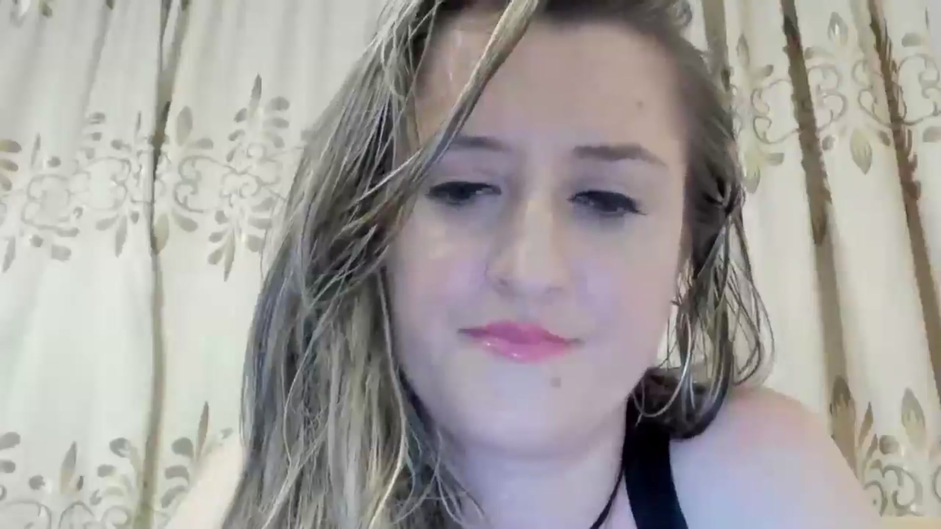 Gallery image thumbnail from BestDream's myfreecams stream on, 06/15/2024, 23:09 image 15 of 20