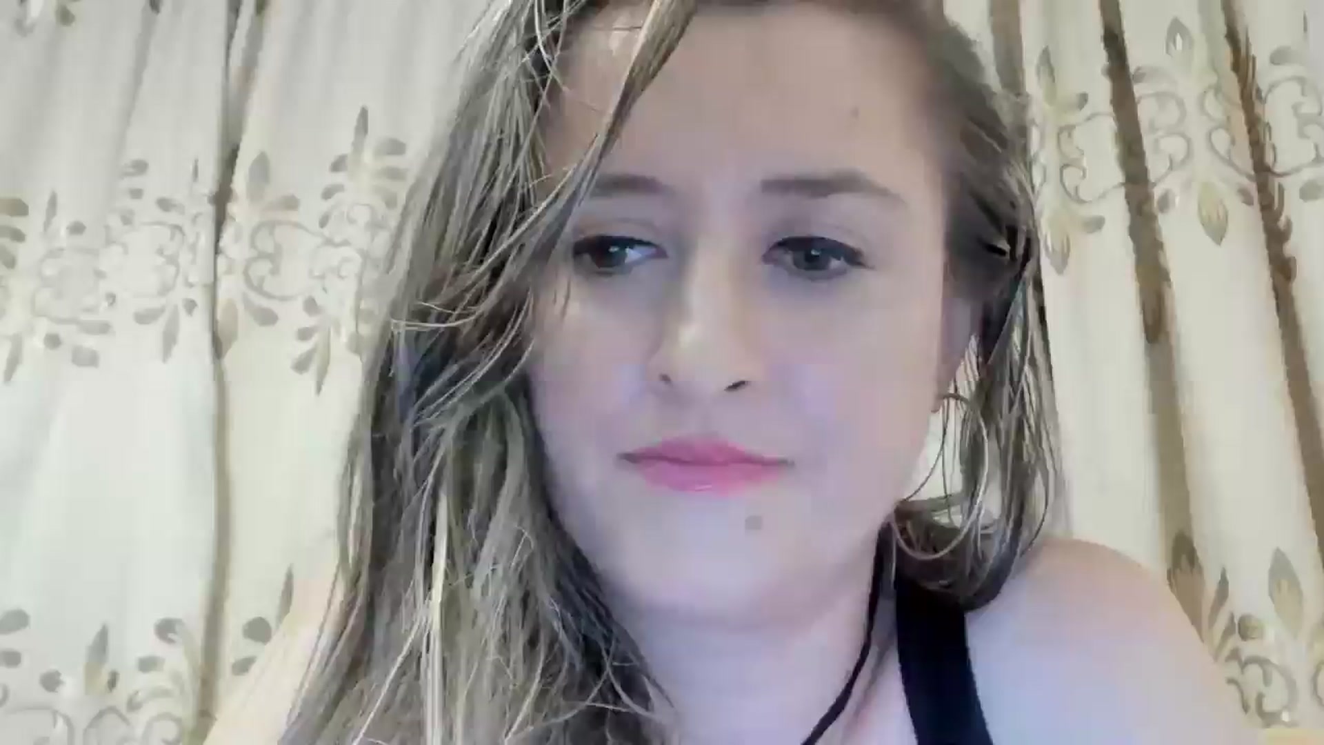 Gallery image thumbnail from BestDream's myfreecams stream on, 06/15/2024, 23:09 image 14 of 20