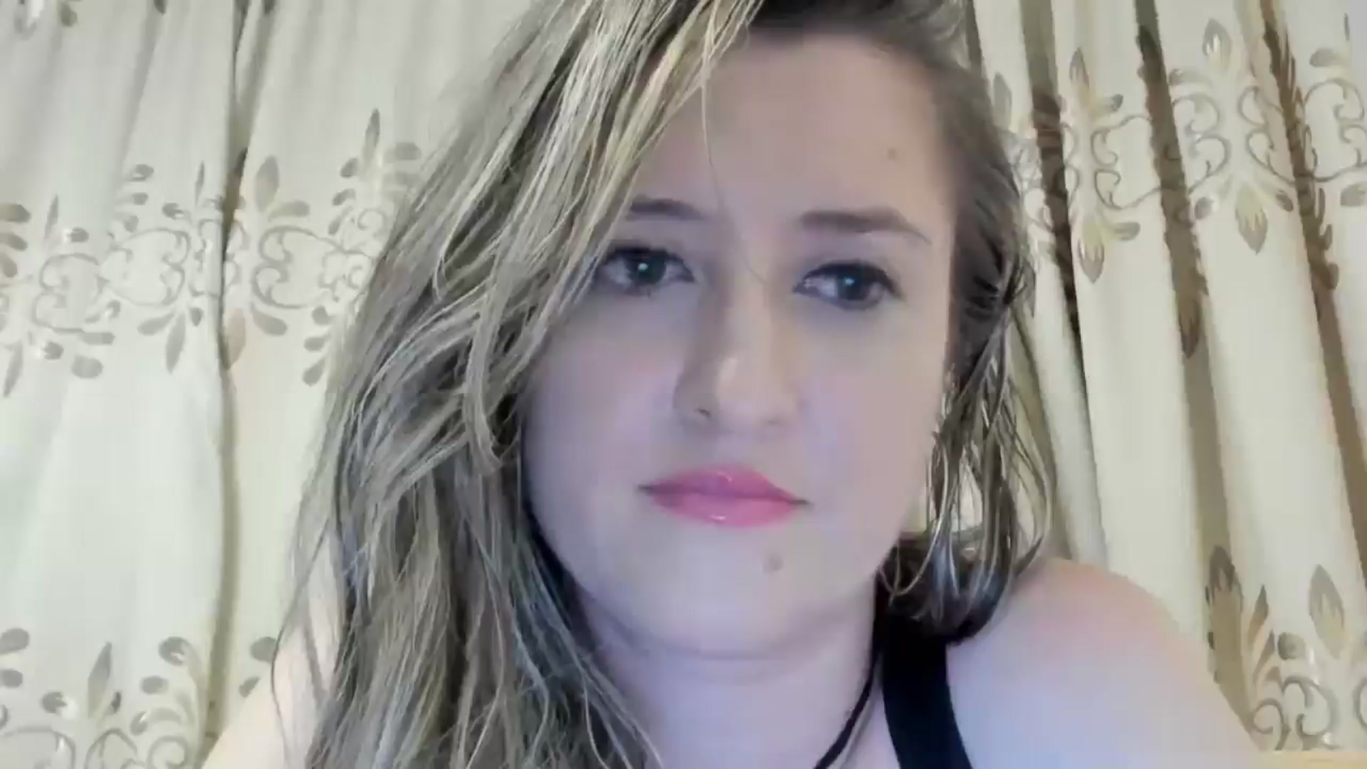 Gallery image thumbnail from BestDream's myfreecams stream on, 06/15/2024, 23:09 image 16 of 20
