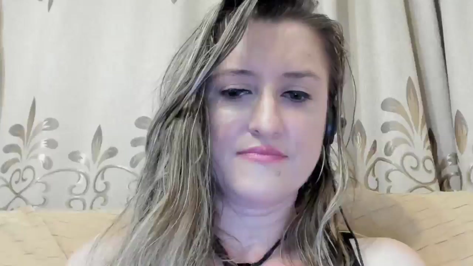 Gallery image thumbnail from BestDream's myfreecams stream on, 06/16/2024, 02:08 image 20 of 20