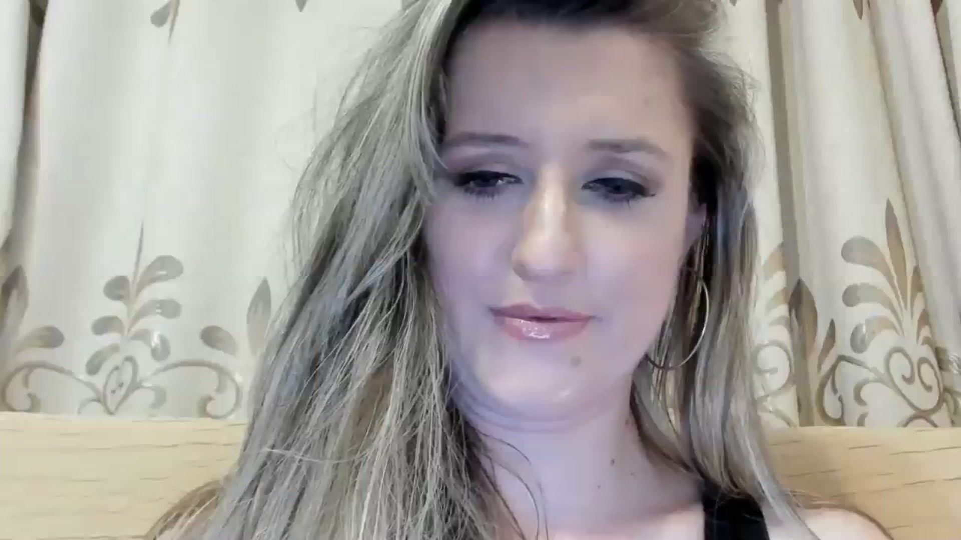Gallery image thumbnail from BestDream's myfreecams stream on, 06/16/2024, 22:04 image 16 of 20