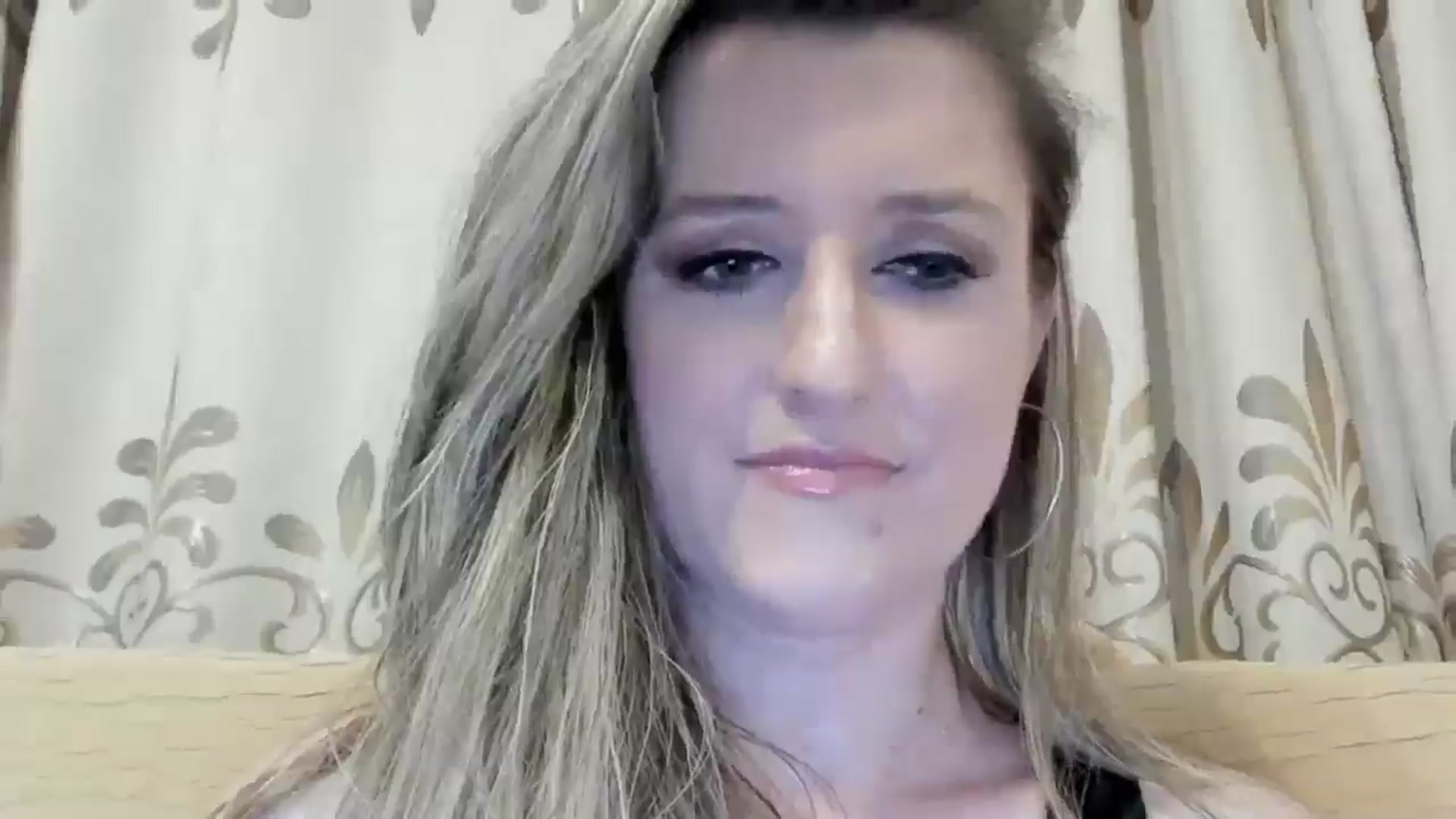 Gallery image thumbnail from BestDream's myfreecams stream on, 06/16/2024, 22:04 image 17 of 20