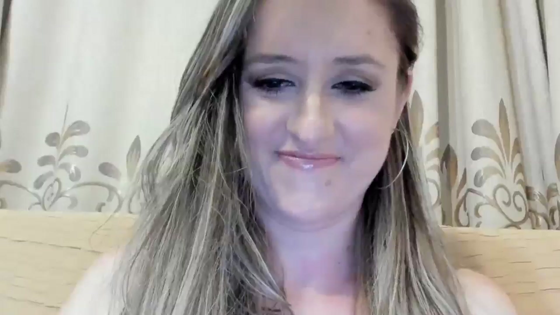 Gallery image thumbnail from BestDream's myfreecams stream on, 06/16/2024, 23:06 image 3 of 20