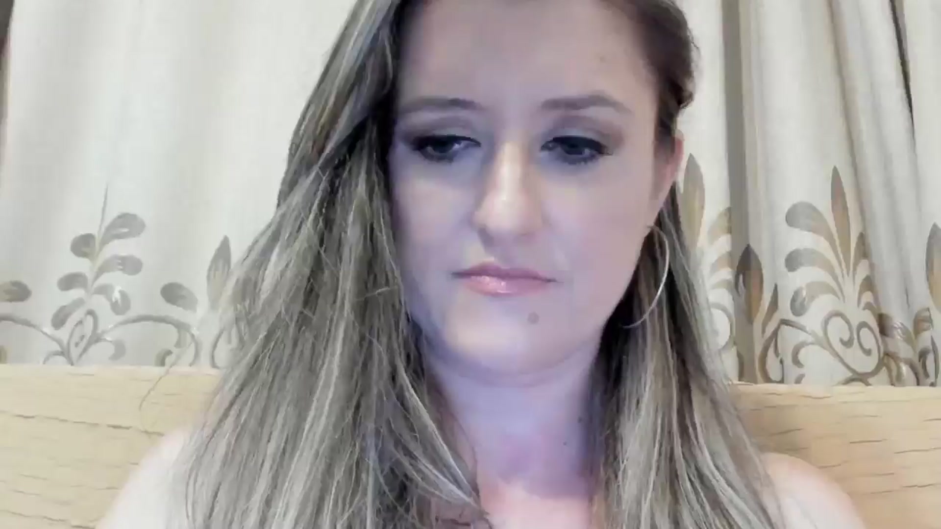 Gallery image thumbnail from BestDream's myfreecams stream on, 06/16/2024, 23:06 image 2 of 20
