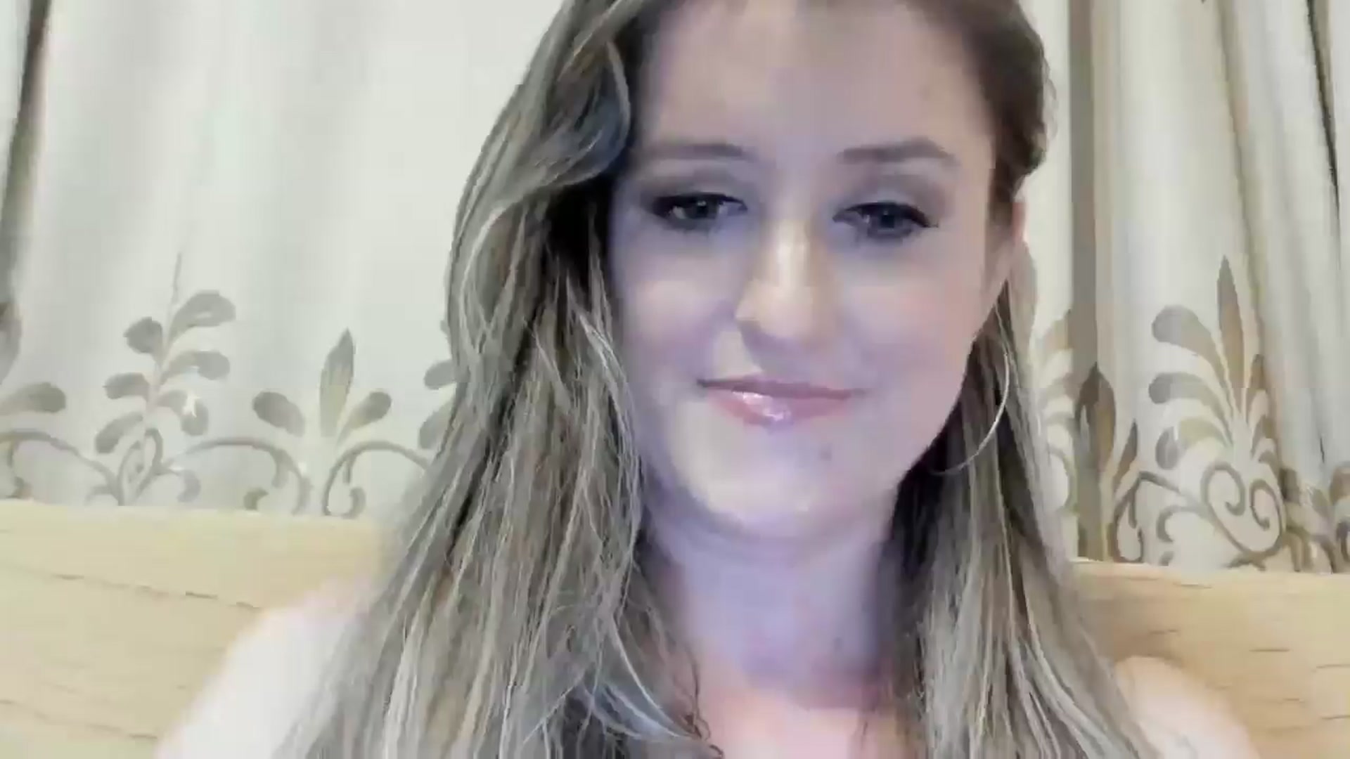Gallery image thumbnail from BestDream's myfreecams stream on, 06/16/2024, 23:06 image 8 of 20