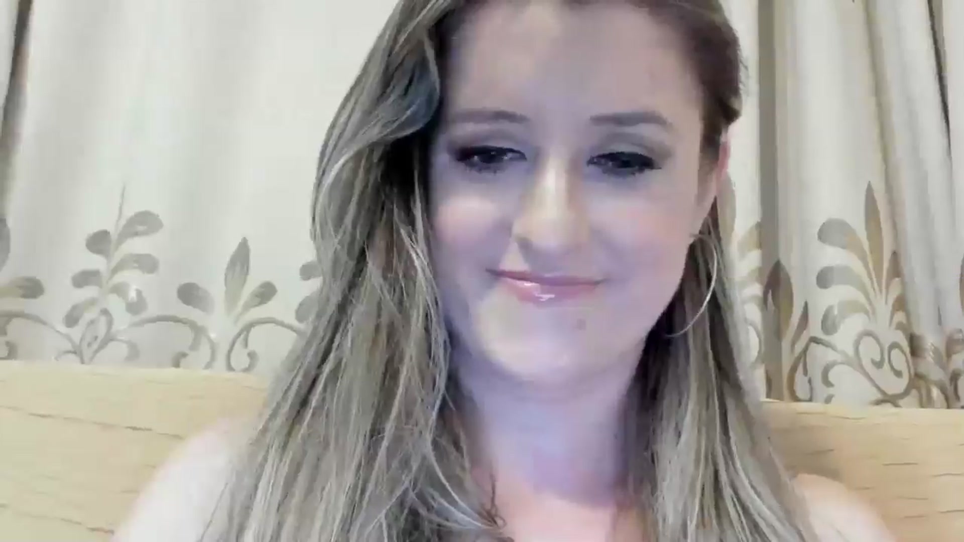 Gallery image thumbnail from BestDream's myfreecams stream on, 06/16/2024, 23:06 image 7 of 20