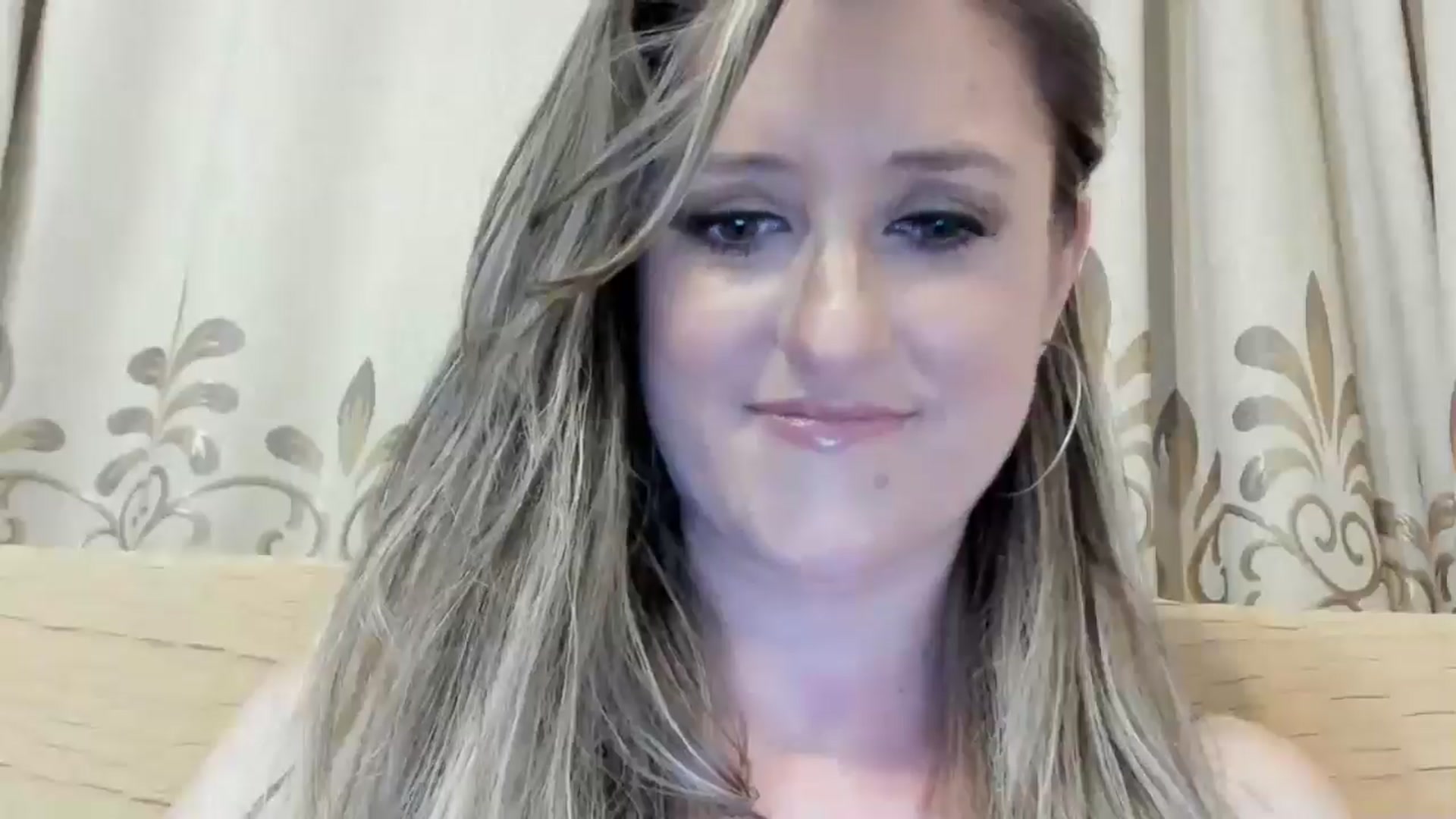 Gallery image thumbnail from BestDream's myfreecams stream on, 06/16/2024, 23:06 image 5 of 20