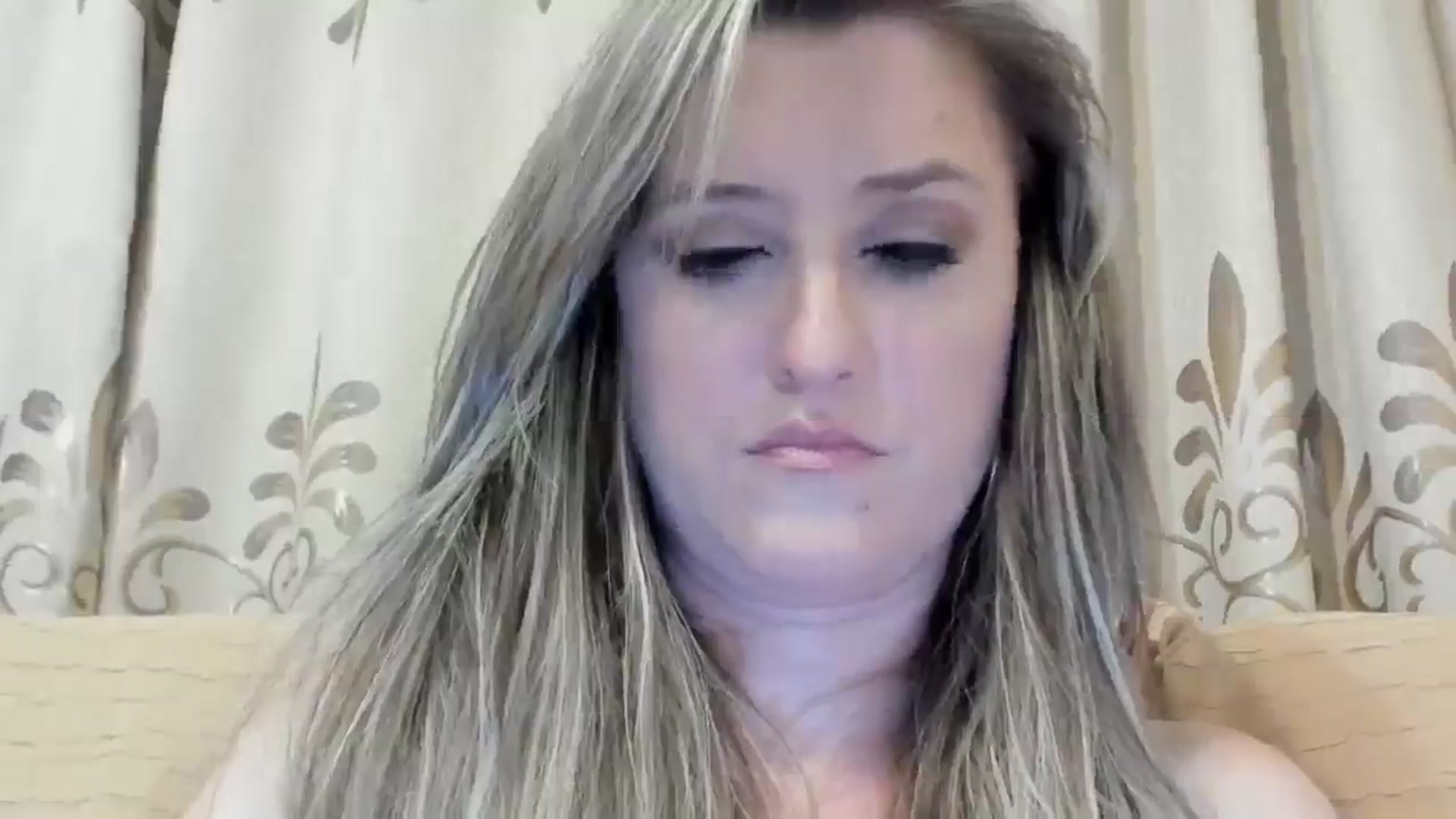 Gallery image thumbnail from BestDream's myfreecams stream on, 06/17/2024, 01:54 image 18 of 20