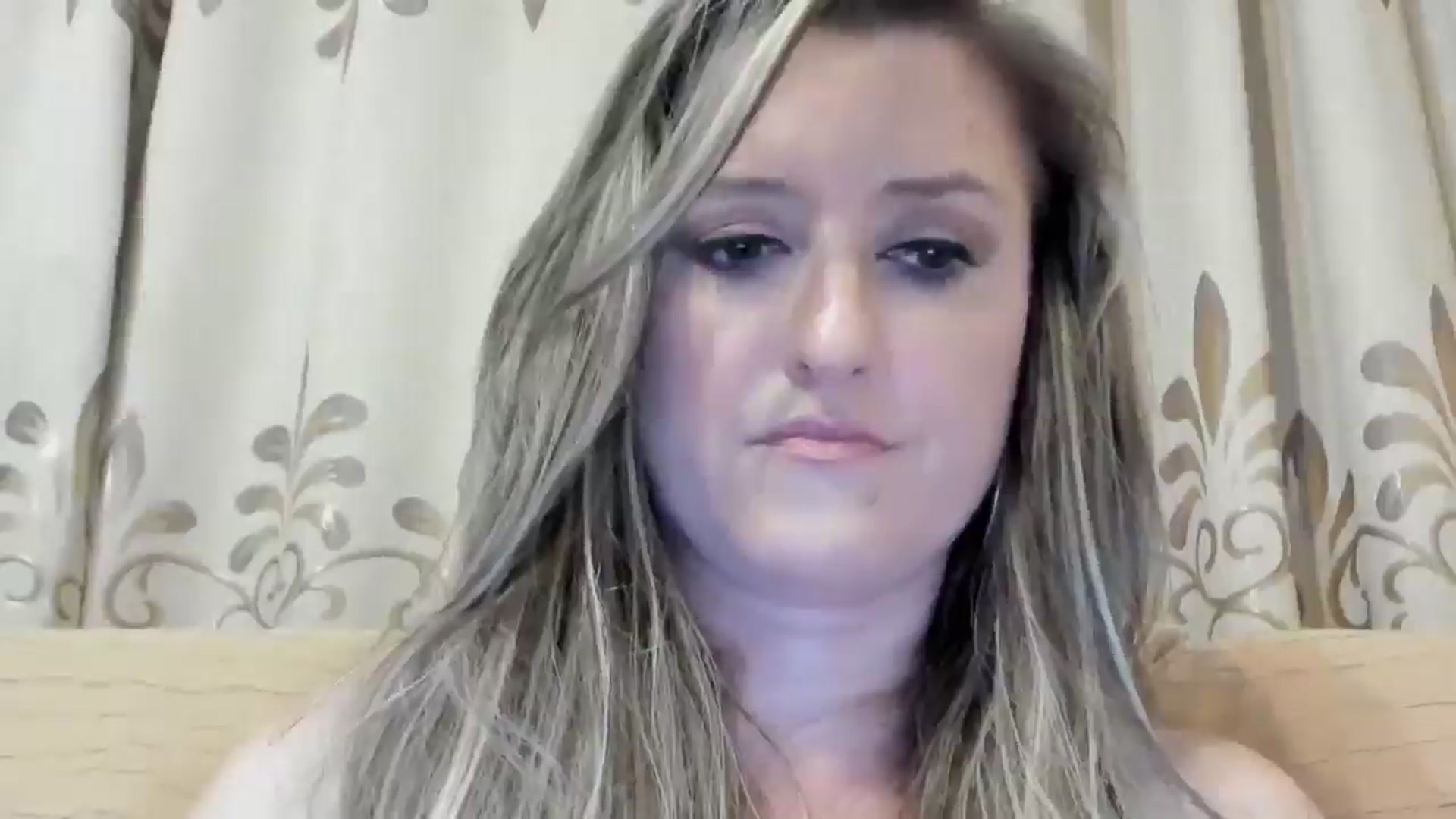 Gallery image thumbnail from BestDream's myfreecams stream on, 06/17/2024, 01:54 image 11 of 20
