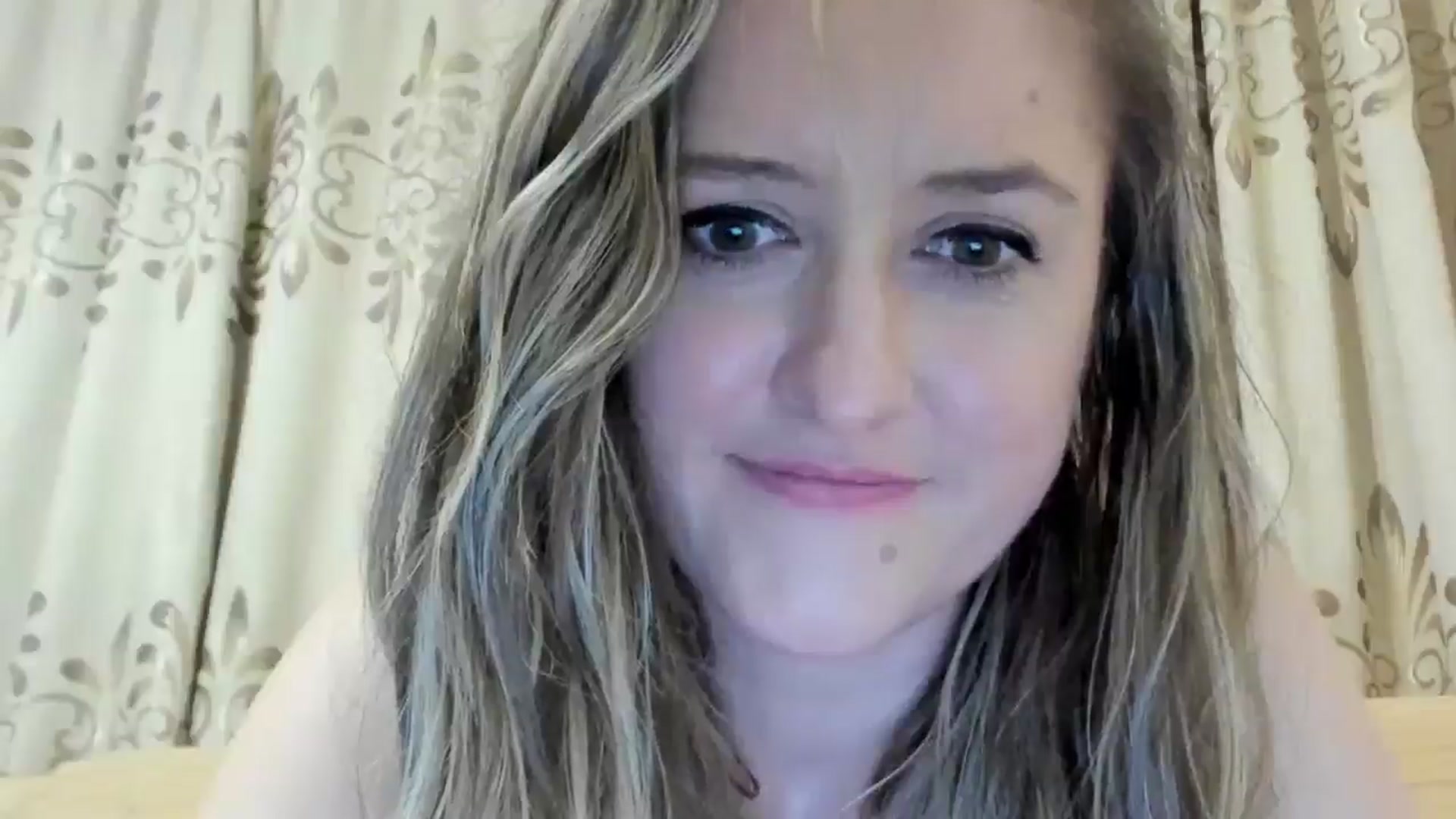 Gallery image thumbnail from BestDream's myfreecams stream on, 06/17/2024, 22:14 image 18 of 20