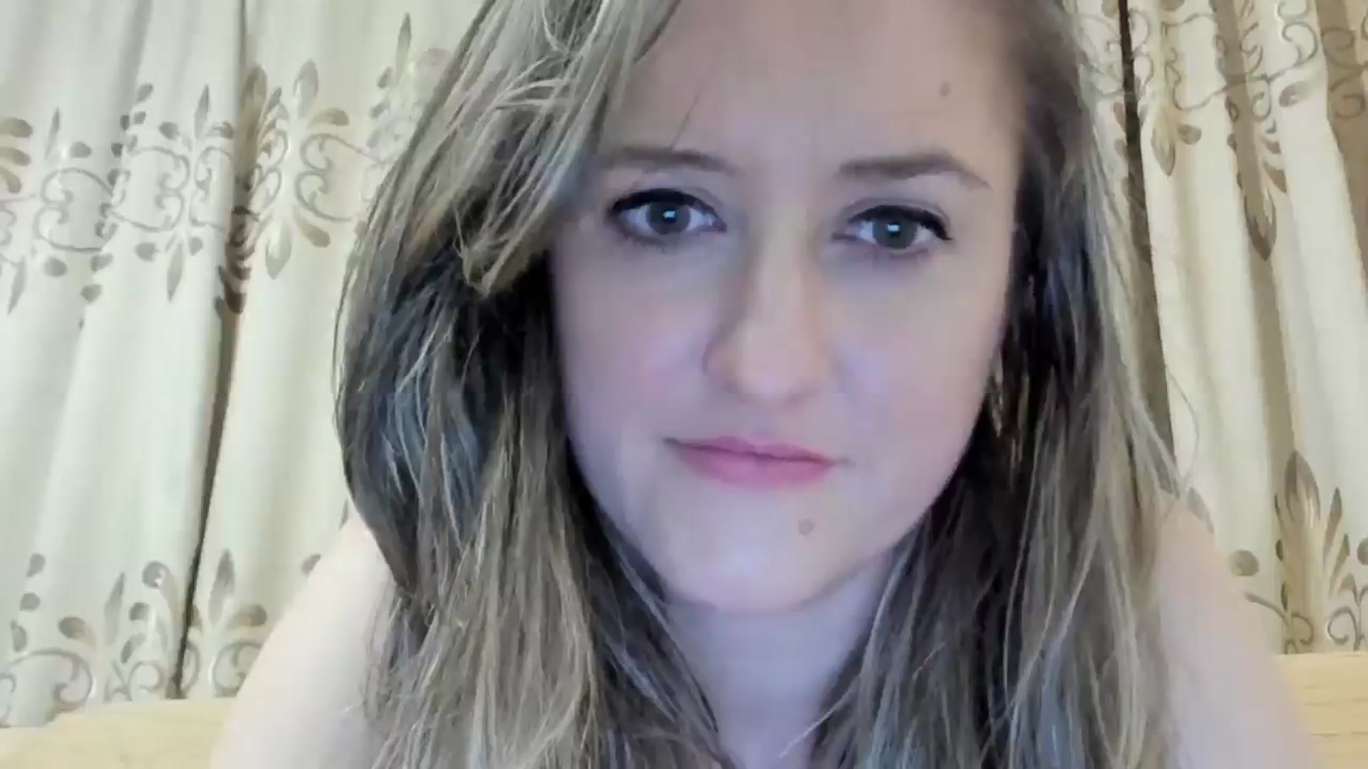 Gallery image thumbnail from BestDream's myfreecams stream on, 06/17/2024, 22:14 image 14 of 20