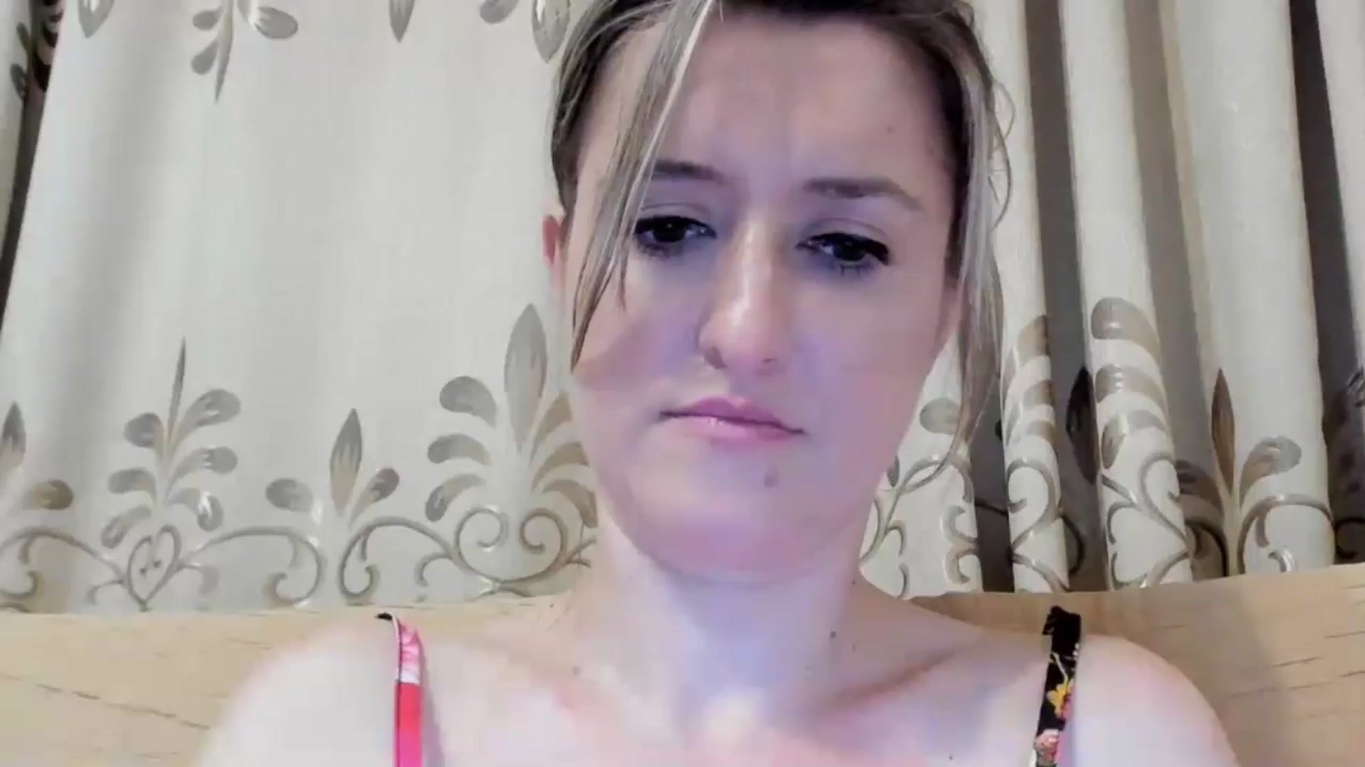 Gallery image thumbnail from BestDream's myfreecams stream on, 06/17/2024, 23:54 image 11 of 20