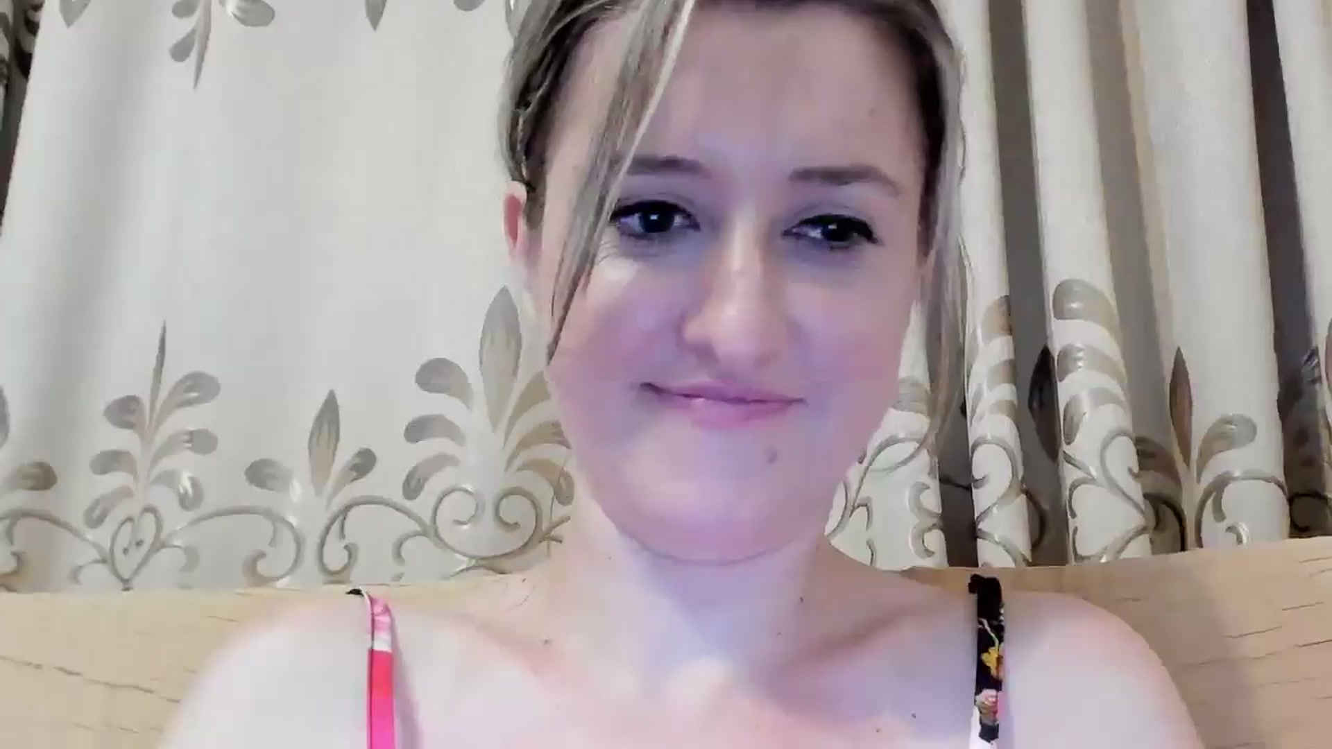 Gallery image thumbnail from BestDream's myfreecams stream on, 06/17/2024, 23:54 image 8 of 20