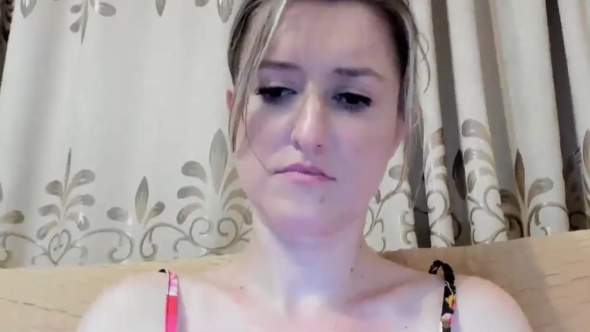 Gallery image thumbnail from BestDream's myfreecams stream on, 06/17/2024, 23:54 image 18 of 20