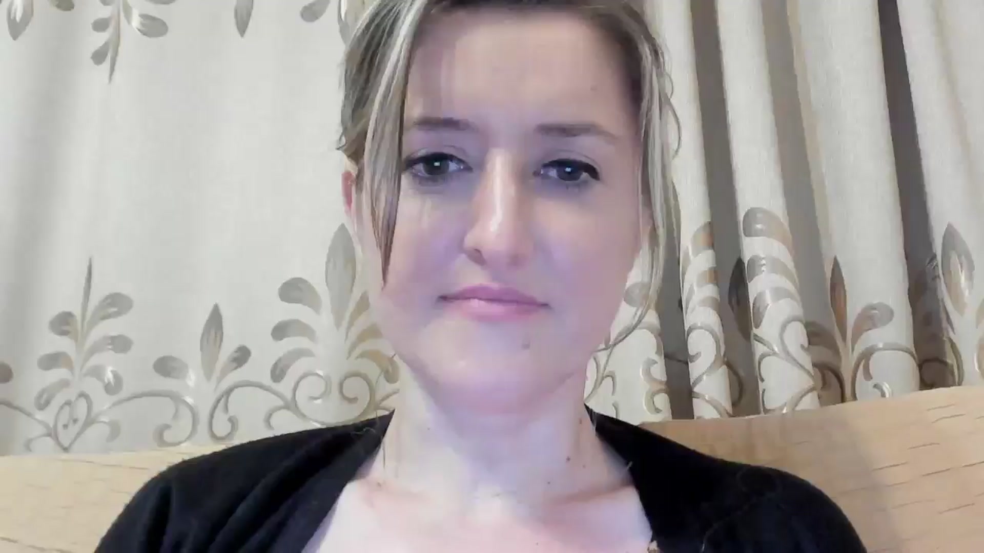 Gallery image thumbnail from BestDream's myfreecams stream on, 06/18/2024, 24:15 image 11 of 20