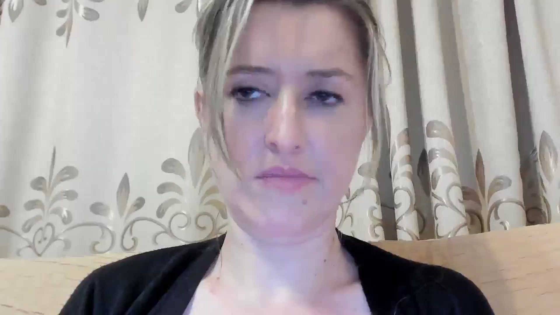 Gallery image thumbnail from BestDream's myfreecams stream on, 06/18/2024, 24:15 image 3 of 20