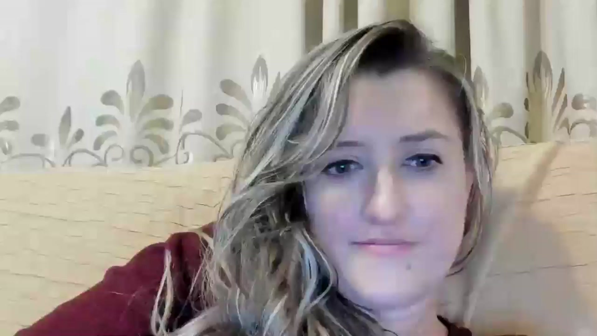Gallery image thumbnail from BestDream's myfreecams stream on, 06/18/2024, 01:29 image 15 of 20