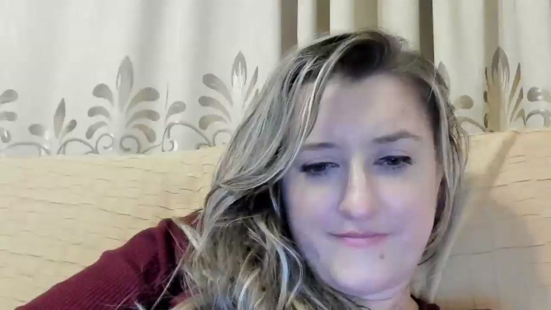 Gallery image thumbnail from BestDream's myfreecams stream on, 06/18/2024, 01:29 image 16 of 20