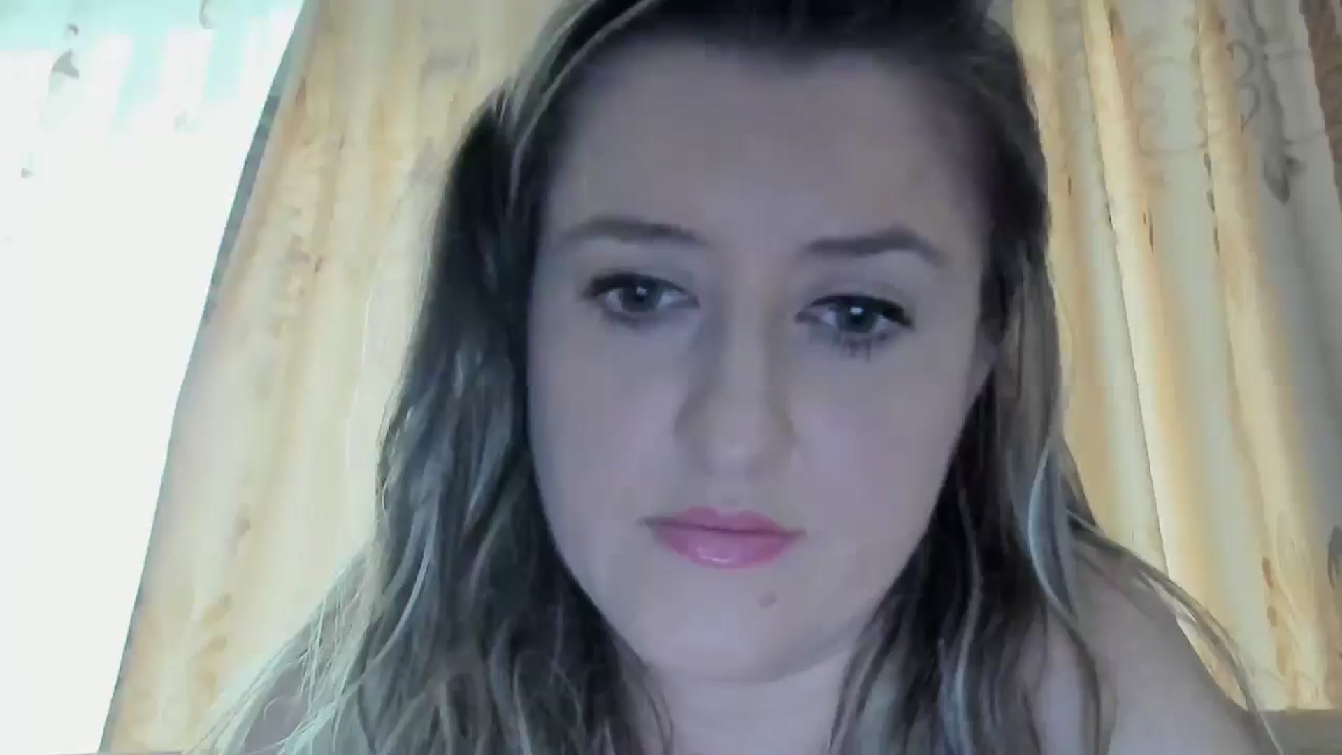 Gallery image thumbnail from BestDream's myfreecams stream on, 06/18/2024, 14:18 image 8 of 20