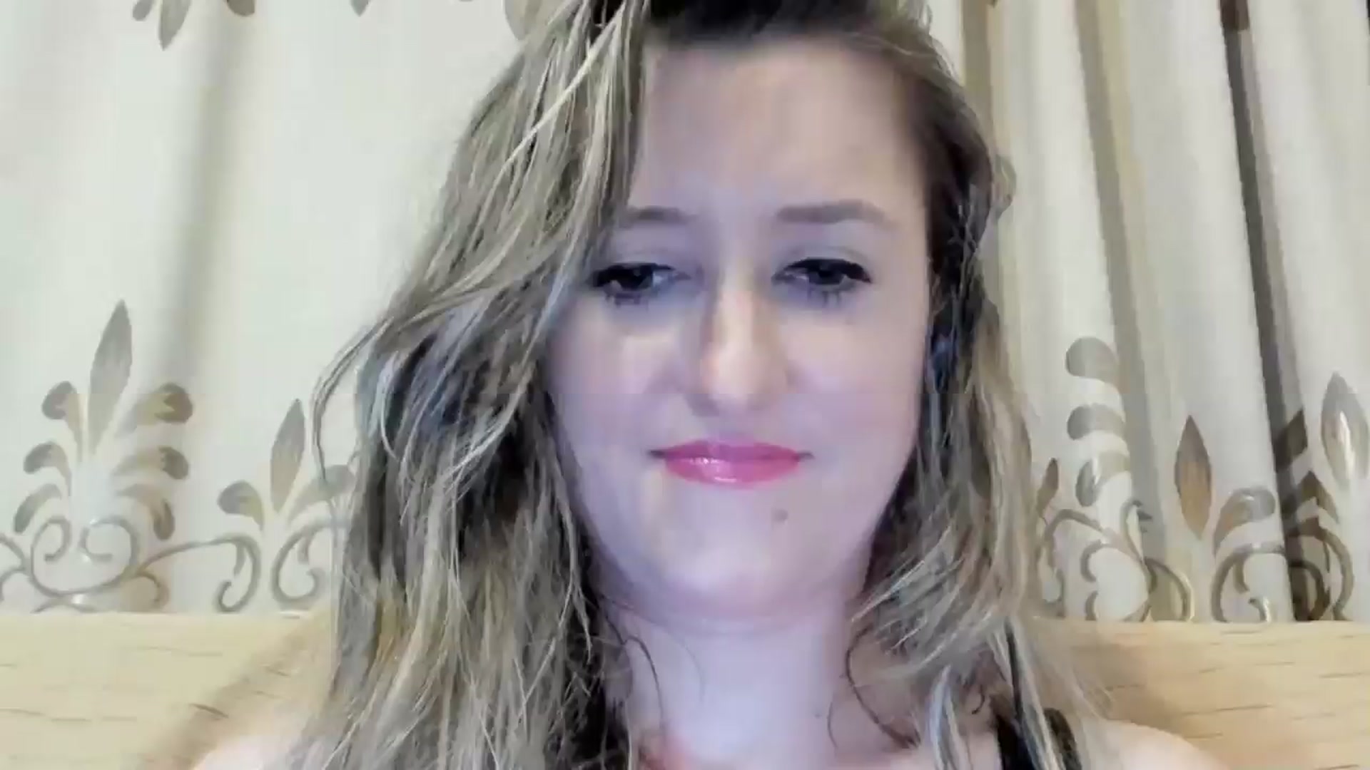 Gallery image thumbnail from BestDream's myfreecams stream on, 06/18/2024, 23:25 image 19 of 20