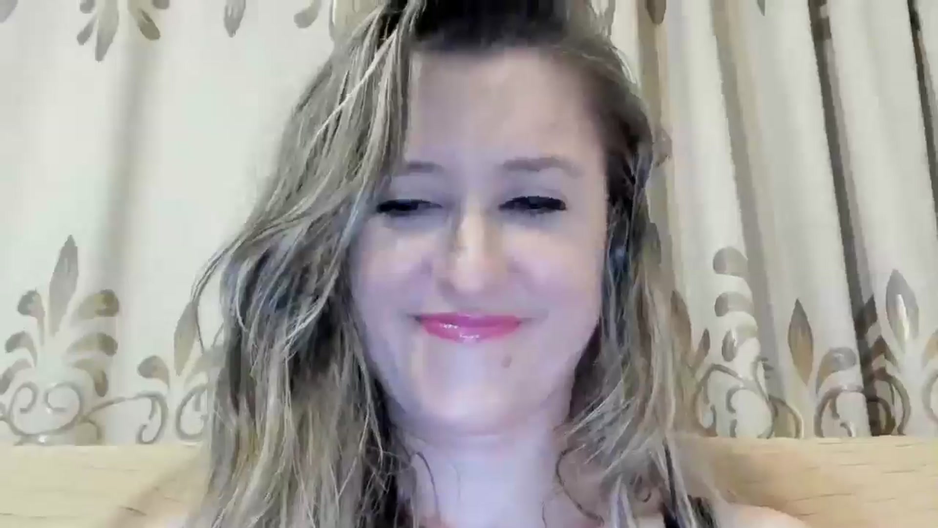 Gallery image thumbnail from BestDream's myfreecams stream on, 06/18/2024, 23:25 image 20 of 20
