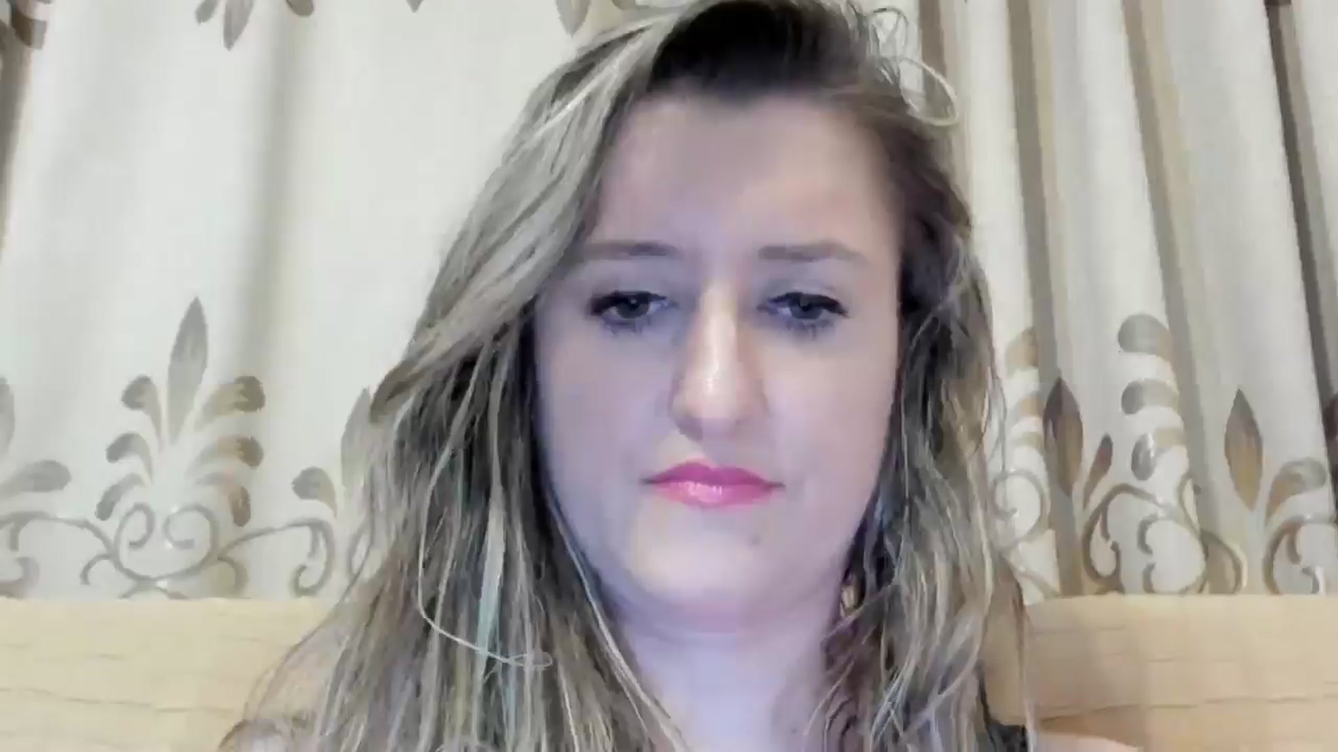Gallery image thumbnail from BestDream's myfreecams stream on, 06/19/2024, 24:00 image 9 of 20