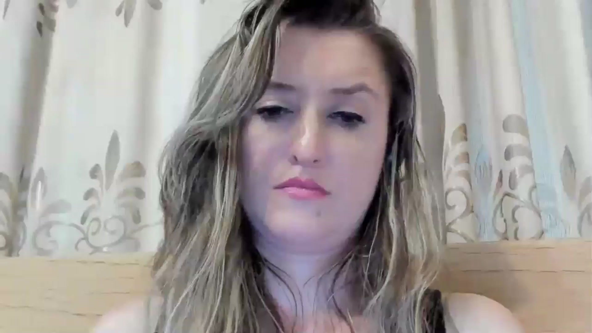 Gallery image thumbnail from BestDream's myfreecams stream on, 06/19/2024, 03:14 image 16 of 20